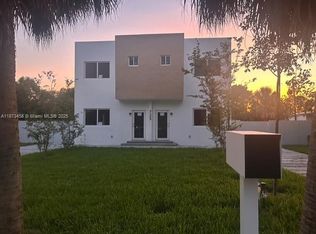 723 NW 19th Ave #B, Fort Lauderdale, FL 33311