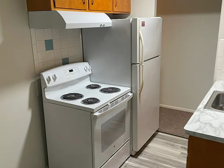 17620 Lakeshore Blvd — Photo 7