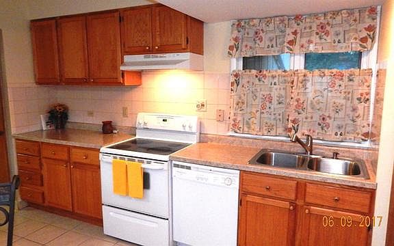 5th image of 12011 W 93rd Ave