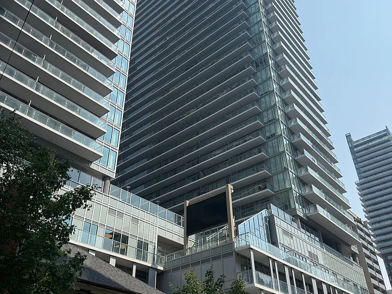 195 Redpath Ave #1614 — Photo 1