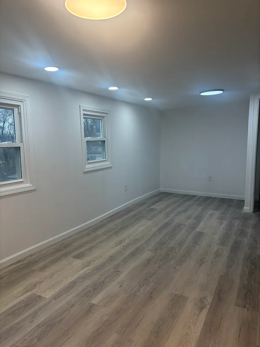 Building Photo - 1744 Tyler St #2