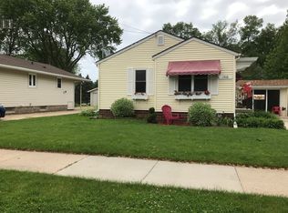 1948 Michigan St, Oshkosh, WI 54902