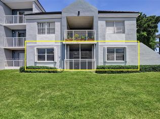 8660 SW 212th St APT 111, Cutler Bay, FL 33189