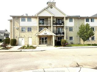 739 Deveron Cres #210, London, ON N5Z 4Y1
