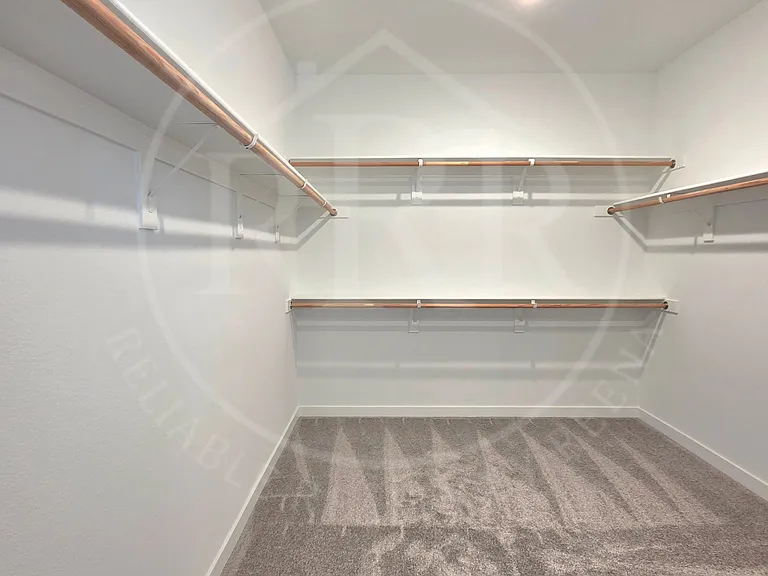 16464 Barnett Ct — Photo 23
