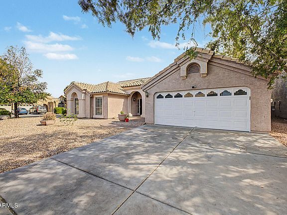 3rd image of 4321 W VILLA LINDA Drive