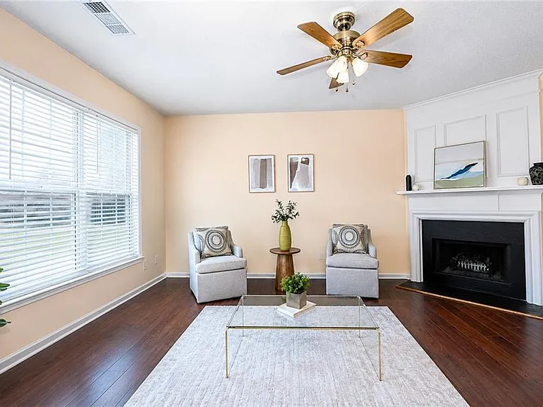 1745 Kilmington Ct — Photo 3