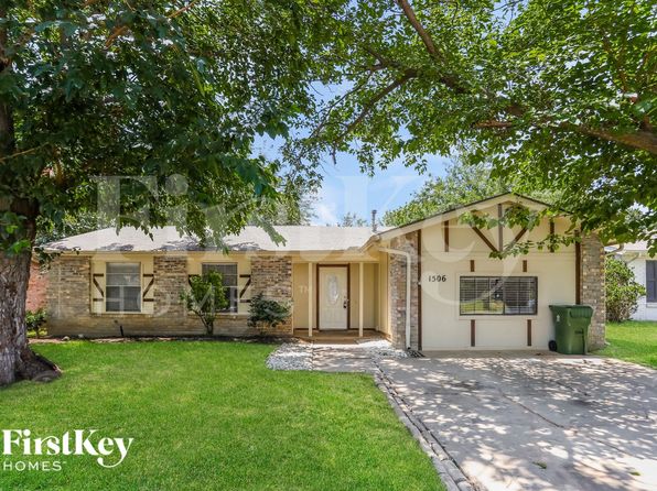 1506 Winderemere Dr