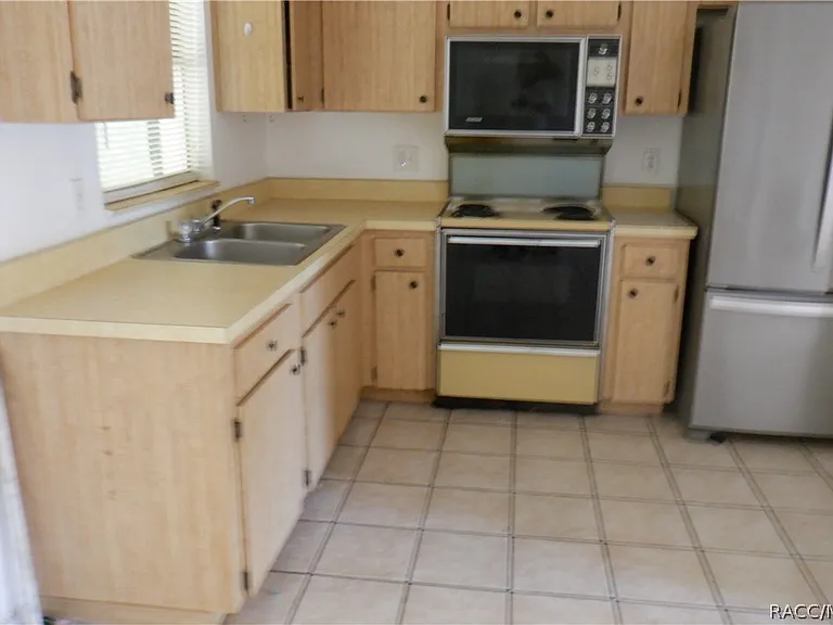 5 Nevada St — Photo 3