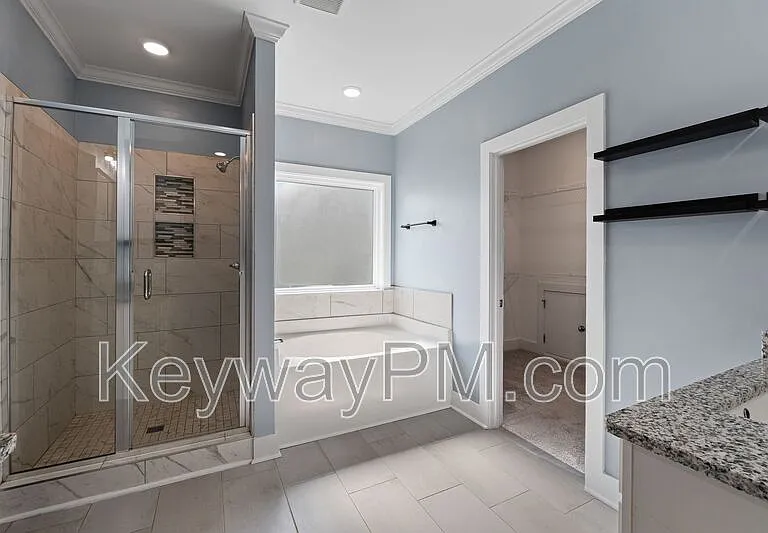 2217 Laurens St — Photo 13