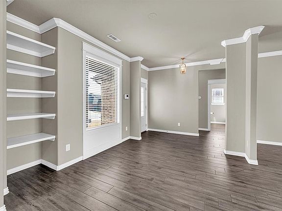 4th image of 1218 Bradley St