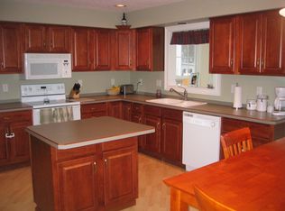 33000 Durrell Ave, Avon Lake, OH 44012