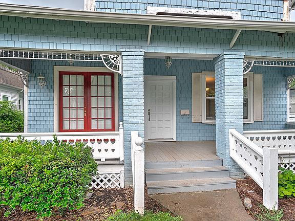 5th image of 324 Carolina Ave
