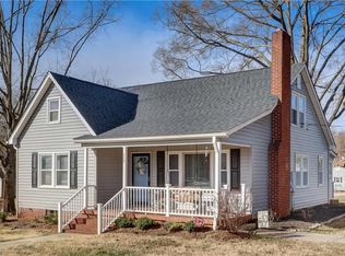 408 N 3rd Ave, Mayodan, NC 27027