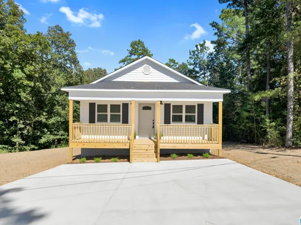 35 Broadwater Dr, Warrior, AL 35180