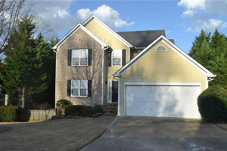 3 bed, 2.5 bath, 1956 sqft, $2,600 — Photo 1