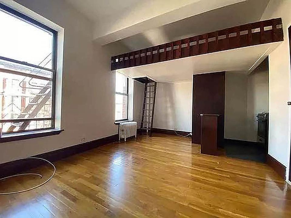 1st image of 24 W 125th St APT 43