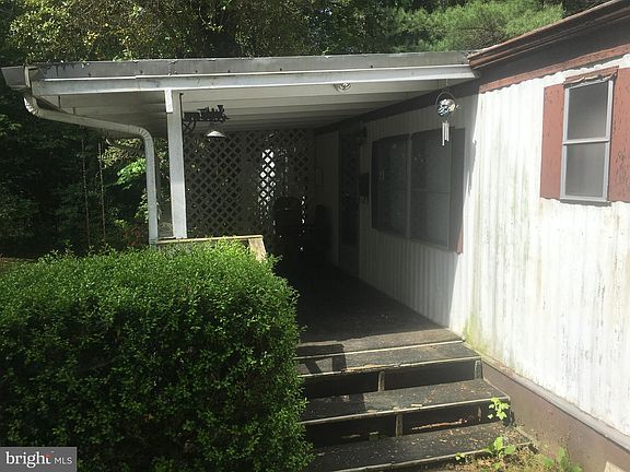 3rd image of 7500 Miller Ln