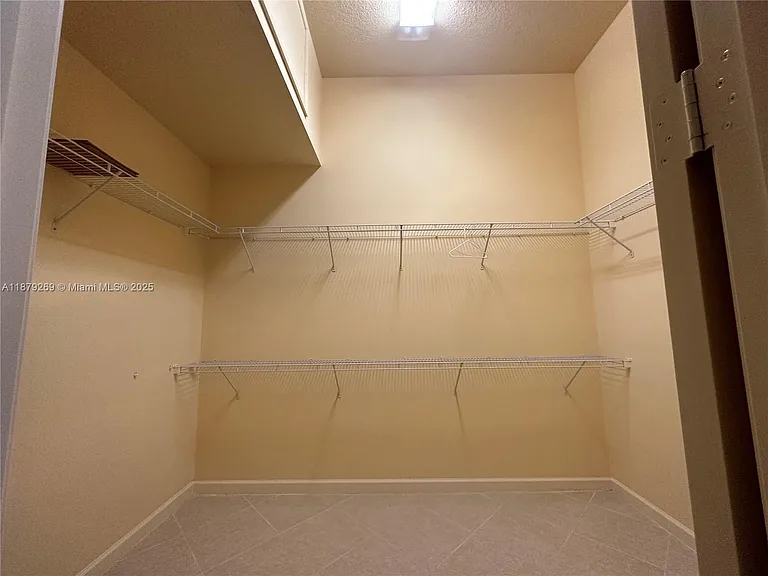 138 Tranquilla Dr — Photo 14
