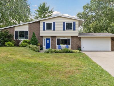 8925 29th Ave N, New Hope, MN, 55427