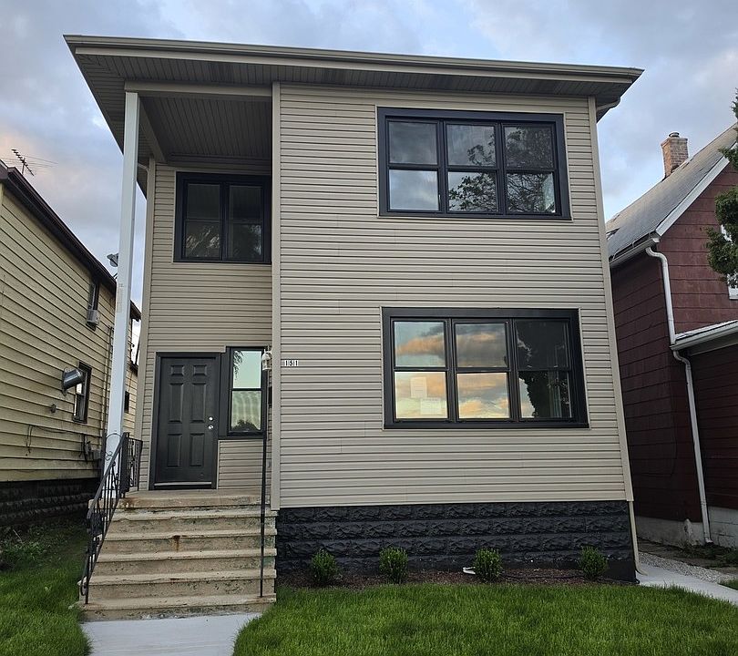 1st image of 151 E 23rd St
