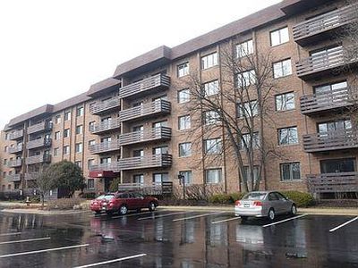 2000 Chestnut Ave, Glenview, IL, 60025