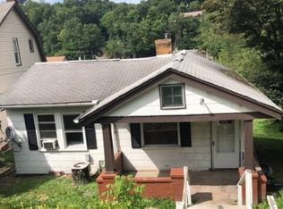16 Township Rd, Pittsburgh, PA 15229