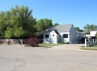 216 W Richland Ave, Shelby, MT 59474