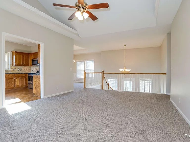 2308 W Elizabeth St — Photo 5