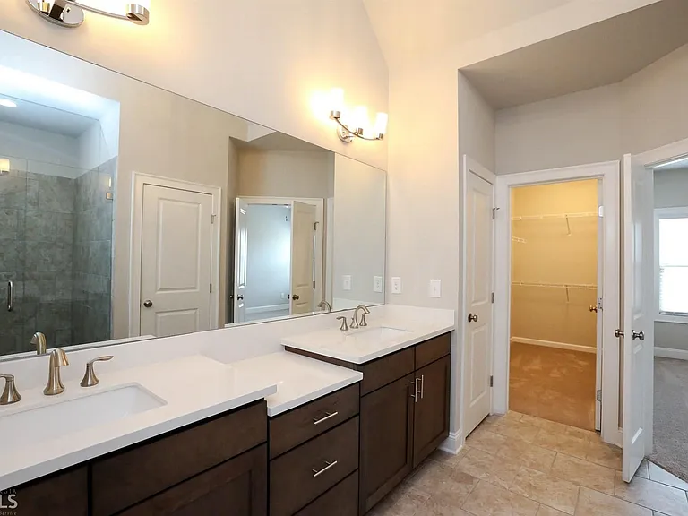 208 Bedford Aly — Photo 20