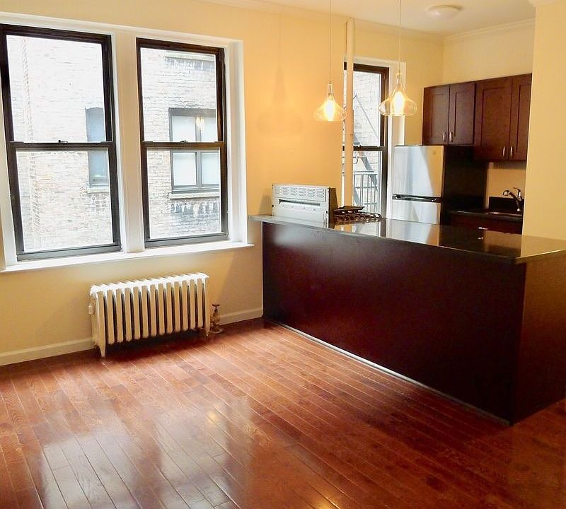1st image of 415 W 24th St APT 4G