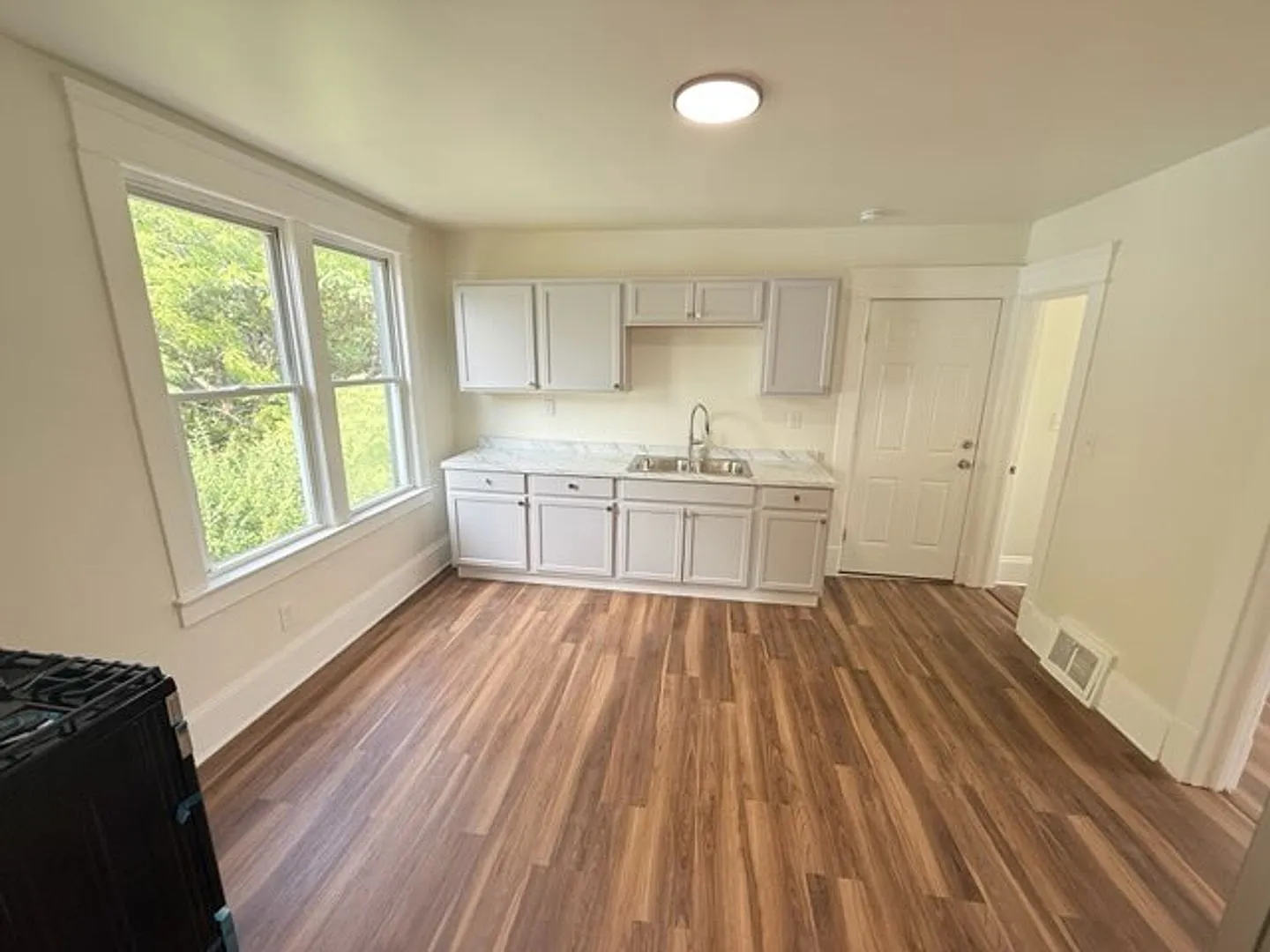3721 E 50th St, Cleveland, OH 44105 — Photo 3