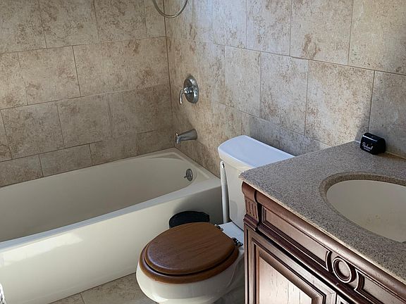 Main Bath - fully tiled