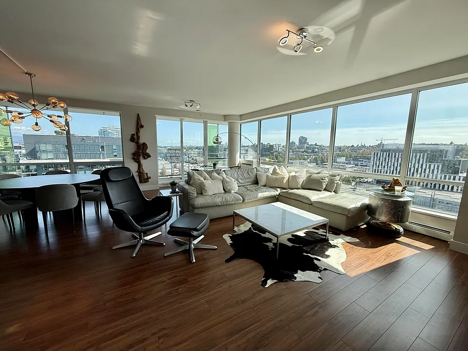 159 W 2nd Ave #1702