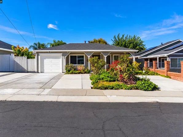 41 Canal Dr, Bay Point, CA 94565