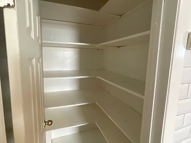 1007 Strong St #1 — Photo 3