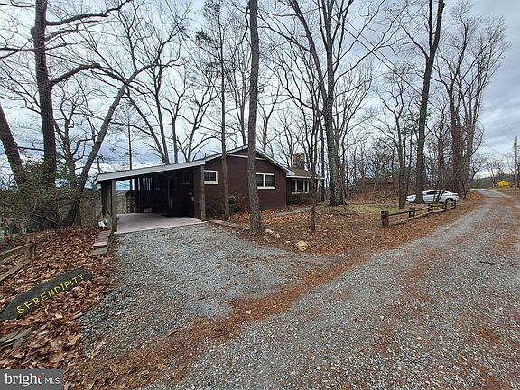 4th image of 220 River View Dr