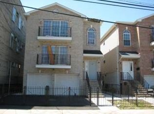 37 Bragaw Ave, Newark, NJ 07112
