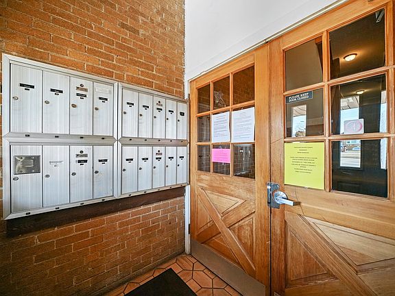 4th image of 2521 Thatcher Ave APT 3H