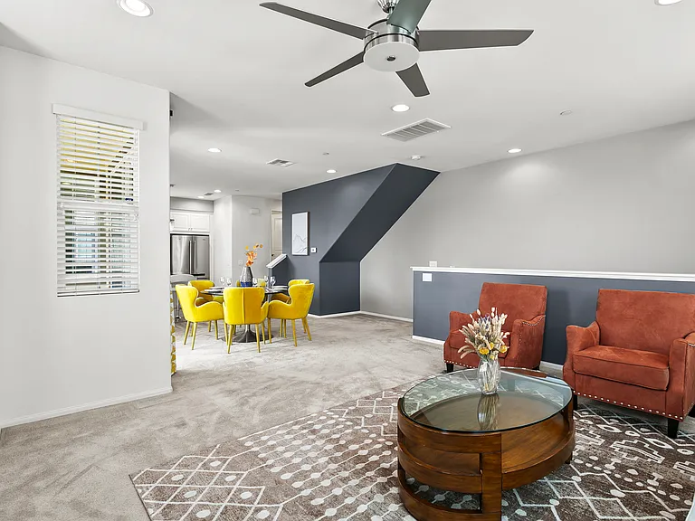 6397 Peacock Ct — Photo 10