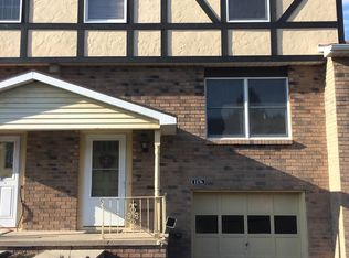 1176 Cunningham Dr, Victor, NY 14564