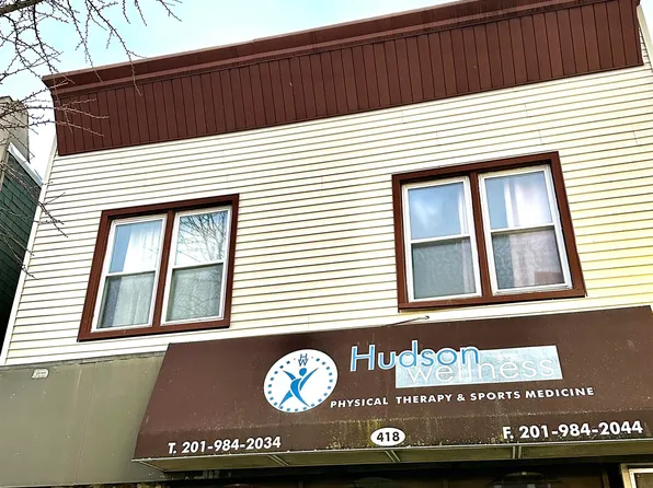 418 Central Avenue image 16 of 22