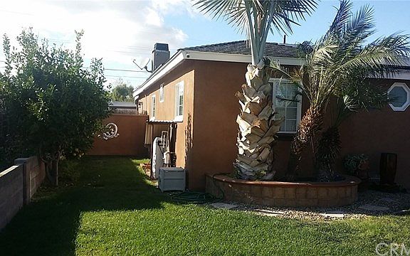 3rd image of 12781 Woodland Ln