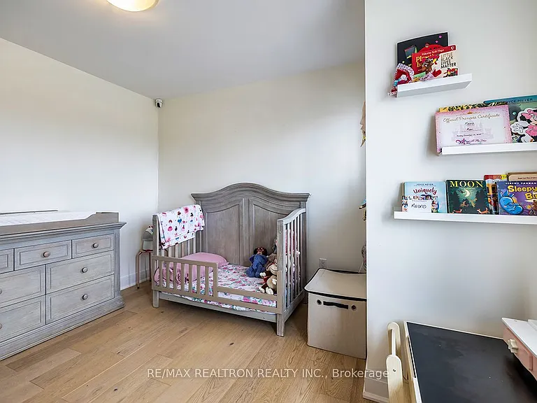 14 Styles Cres #UPPER — Photo 27