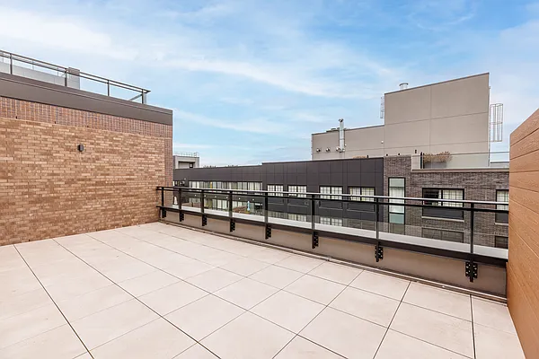 Rented by MNS | media 34