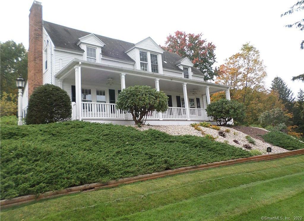 84 Hackmatack St, Manchester, CT 06040 Zillow