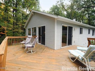 22040 Almy Rd, Howard City, MI 49329