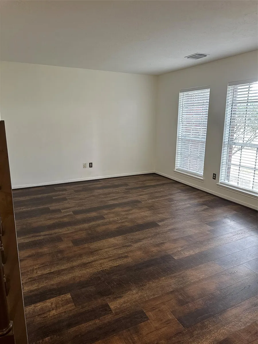 Building Photo - 16506 Canario Dr