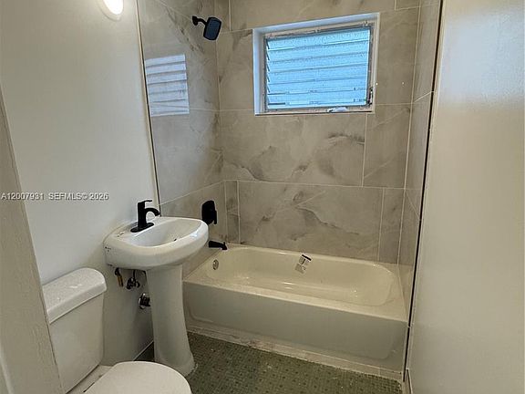 5th image of 7300 Harding Ave #21