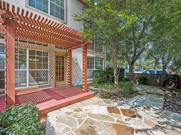 4134 Juliard Dr — Photo 12